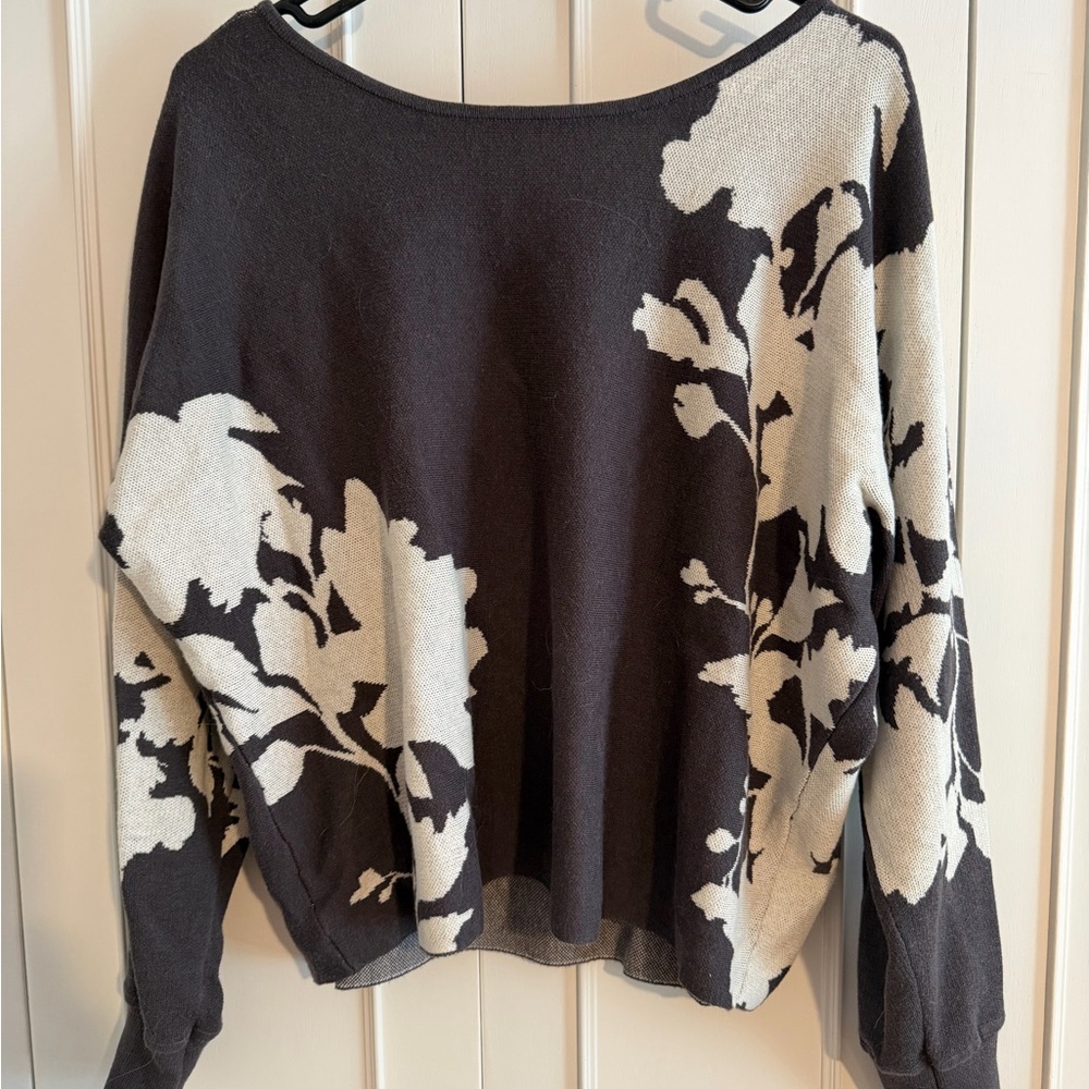 Women’s Black Off-Shoulder Floral-Print Knit Sweater